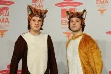 Ylvis - Ylvis (1).jpg